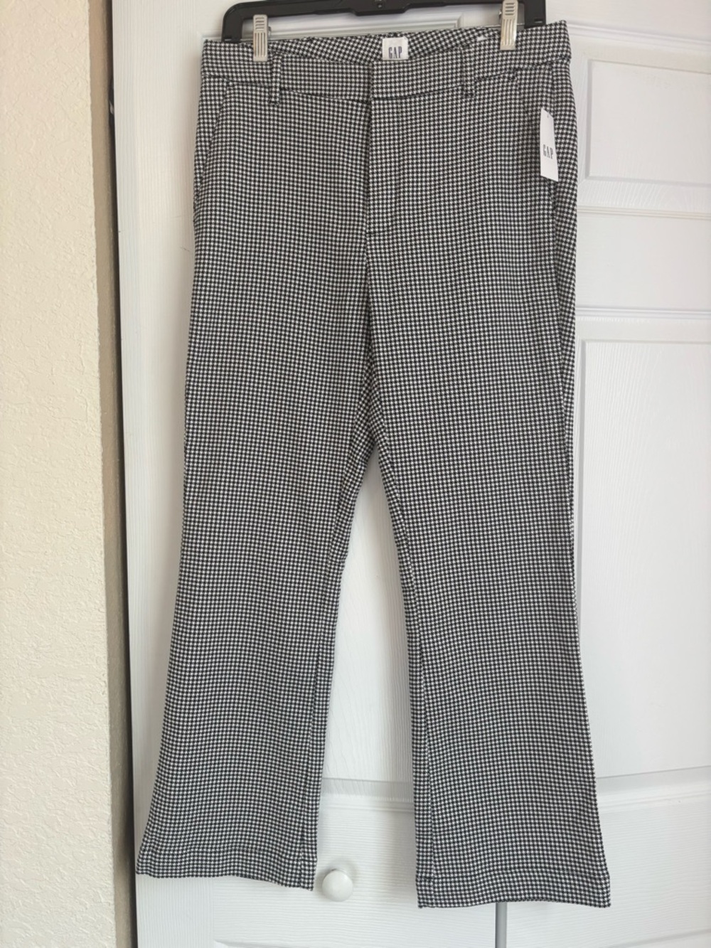 Gap High Rise Crop Kick pants, Size 10